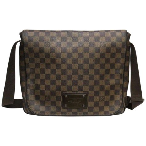 louis vuitton brooklyn messenger bag.